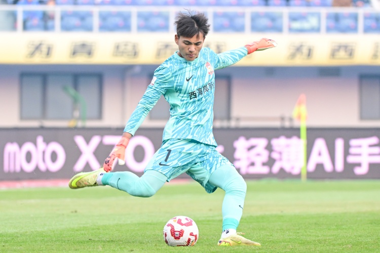 开云官方平台-记者：李昊至少应成为国足二门，一两年后成为一门的可能性非常大