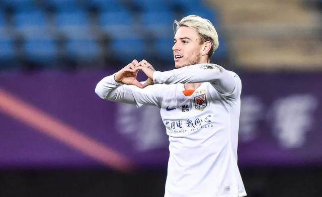 开云综合服务-曝格德斯和泰山完成解约 或追随傲骨加盟科林蒂安